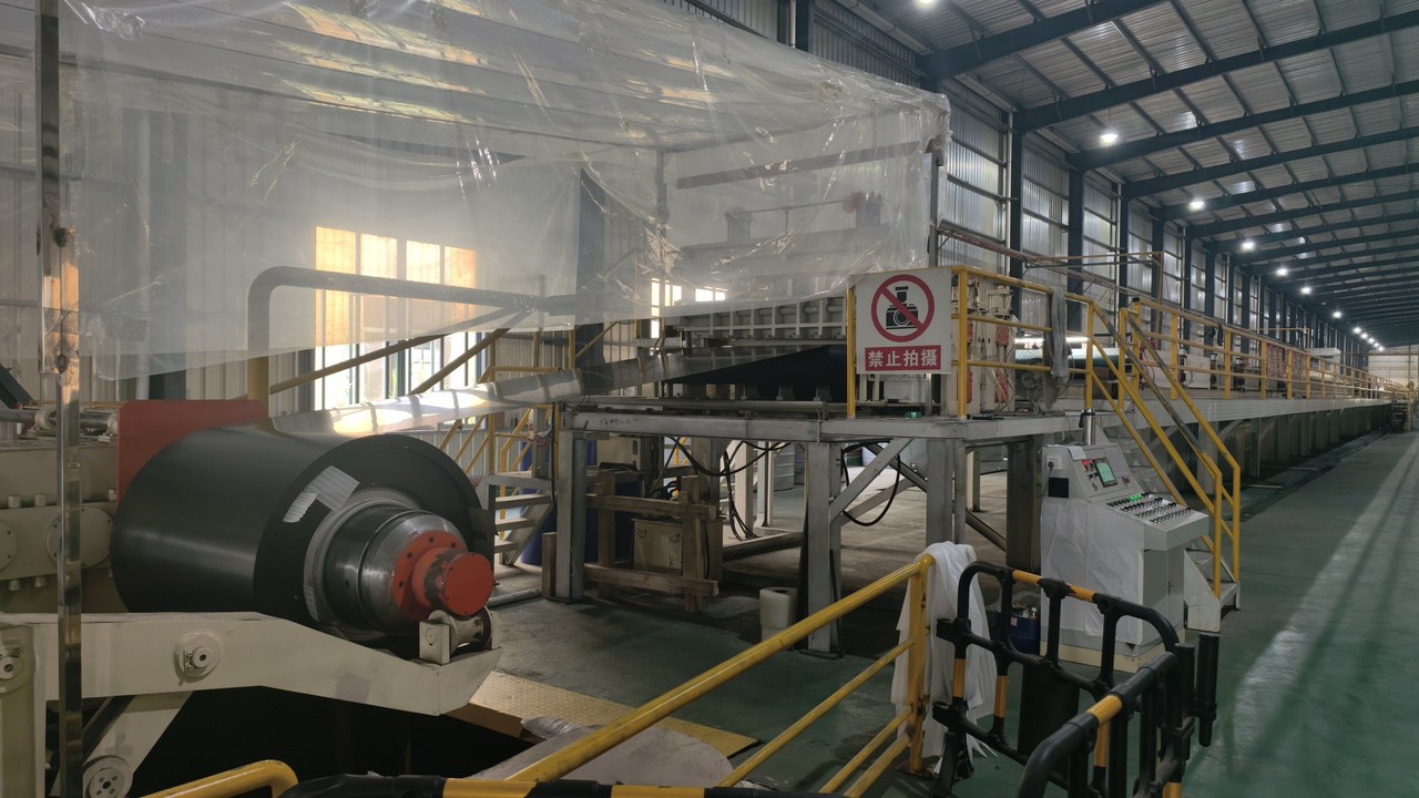 Continuous coil anodization production line